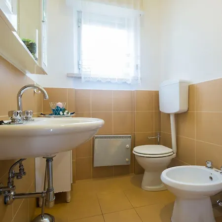 132 - Trilocale Al Primo Piano Al Taunus Con Portico Vista Mare - Climatizzato Inclusa Nel Prezzo Apartment *