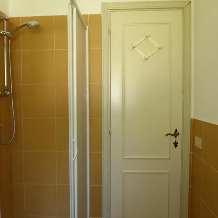 132 - Trilocale Al Primo Piano Al Taunus Con Portico Vista Mare - Climatizzato Inclusa Nel Prezzo Apartamento *